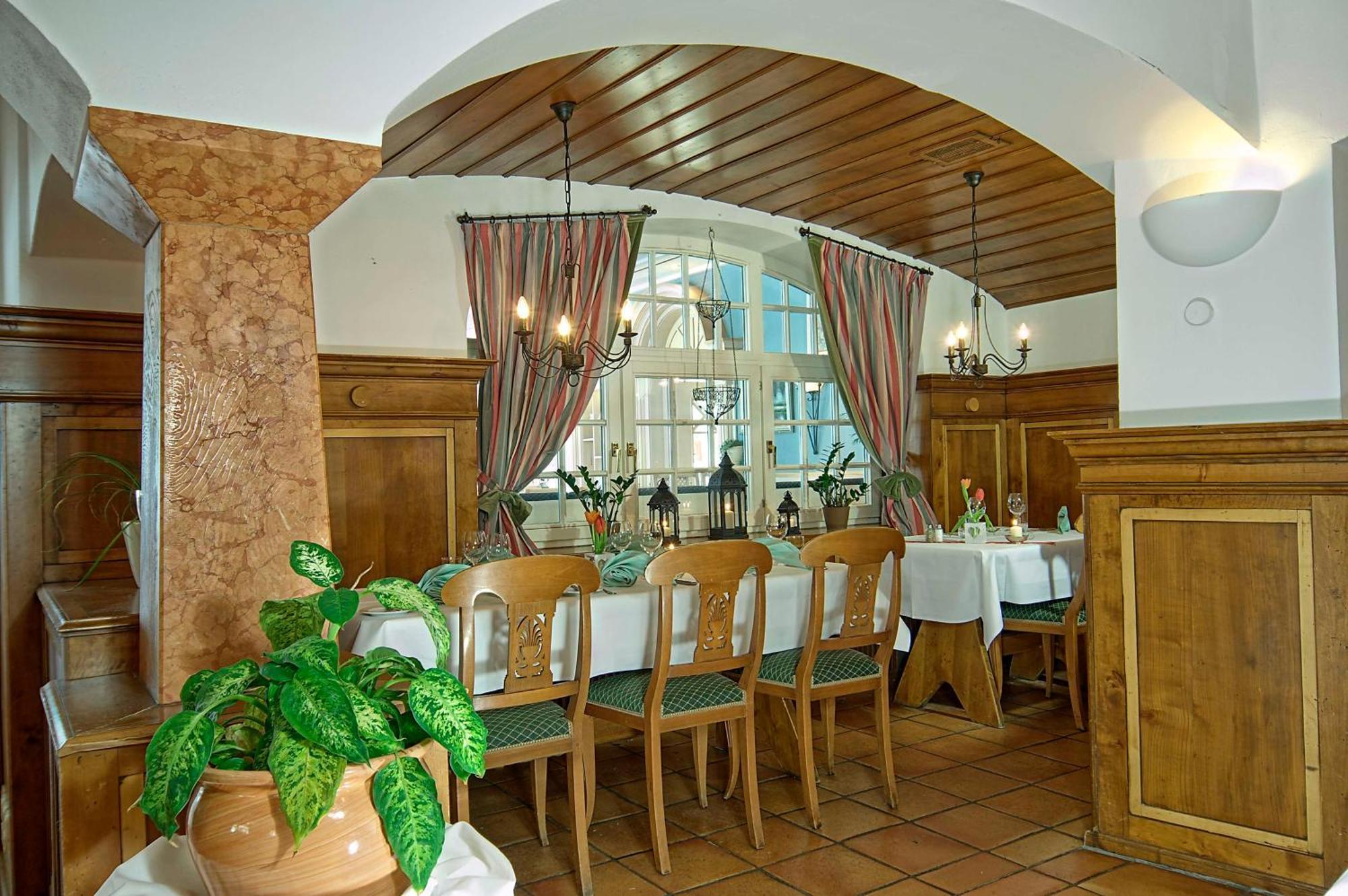 Hotel Bayerischer Hof Miesbach, BW Premier Collection Exterior foto
